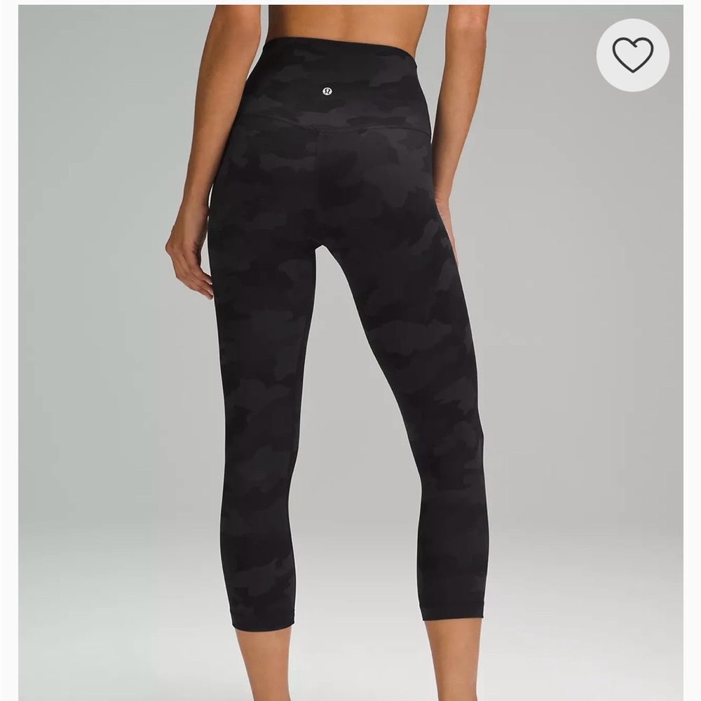 Lulu Lemon Black Camo Crop Leggings